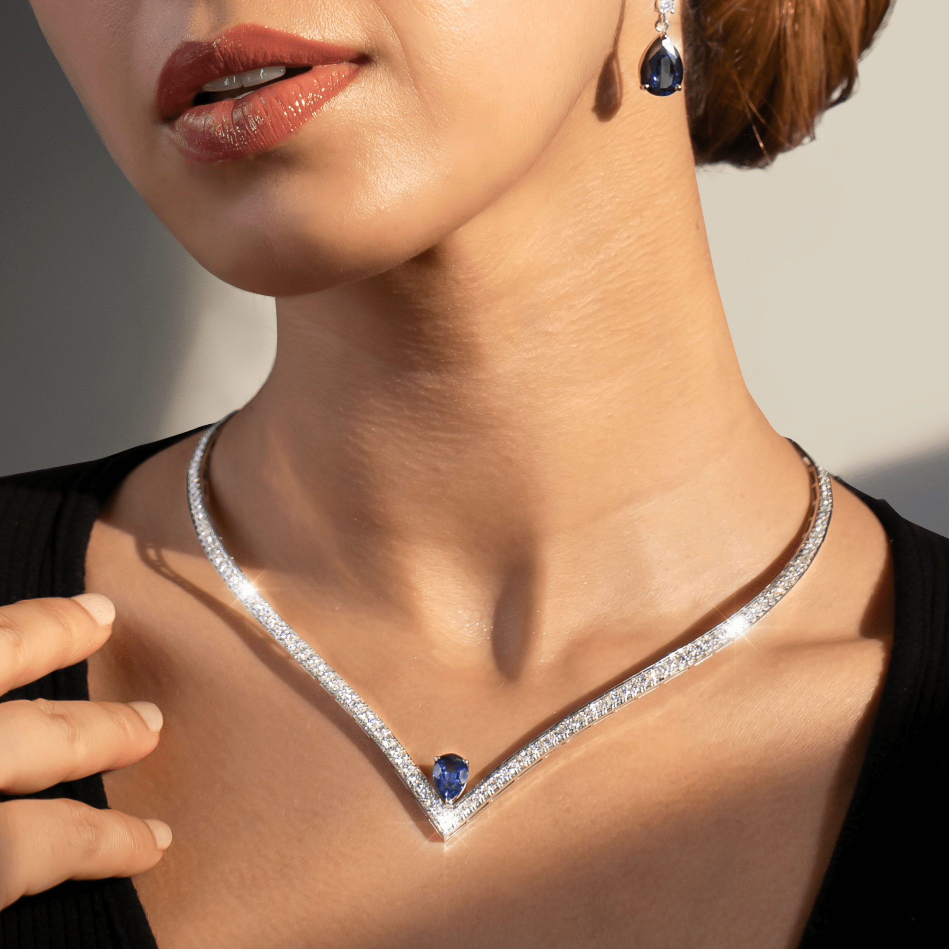 Diamond Sapphire Soiree Necklace carats)