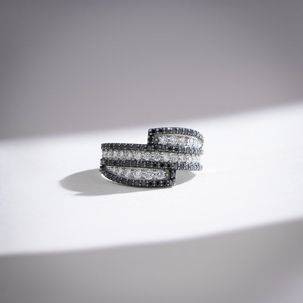 Black and White Ring 2