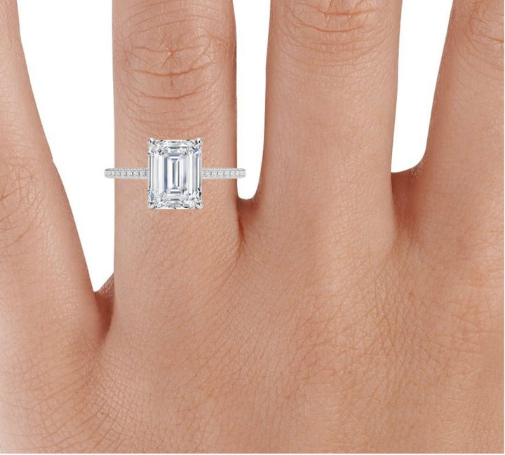 Forever Love 2 Carat Emerald Solitaire Ring