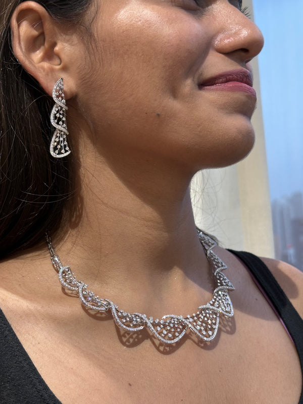3.3 Ct Meadow Diamond Necklace