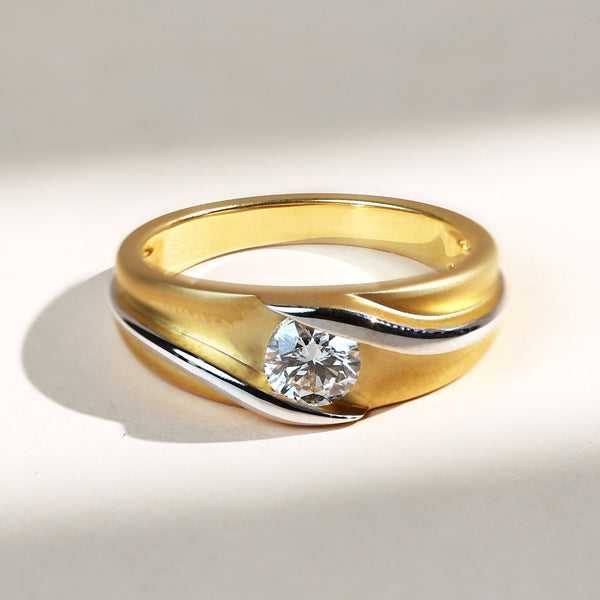 Dual tone Solitaire Ring