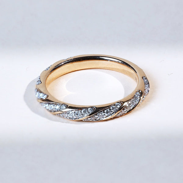 Golden Strip Dailywear Ring