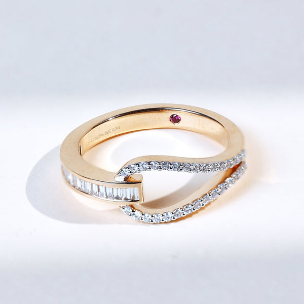 Wayfarer's Knot Promise Ring