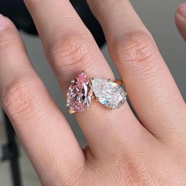 Pink Diamond + White Diamond Toi-et-Moi Ring (4 cts)