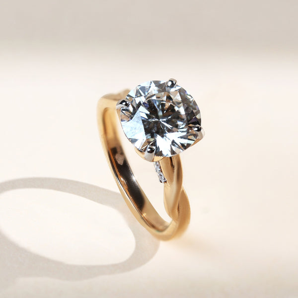 Tulip Petal 2.5 Ct Solitaire Ring