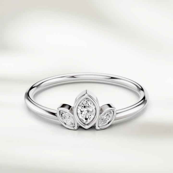 Three marquise diamond cluster ring in 9Kt white gold with slim polished band