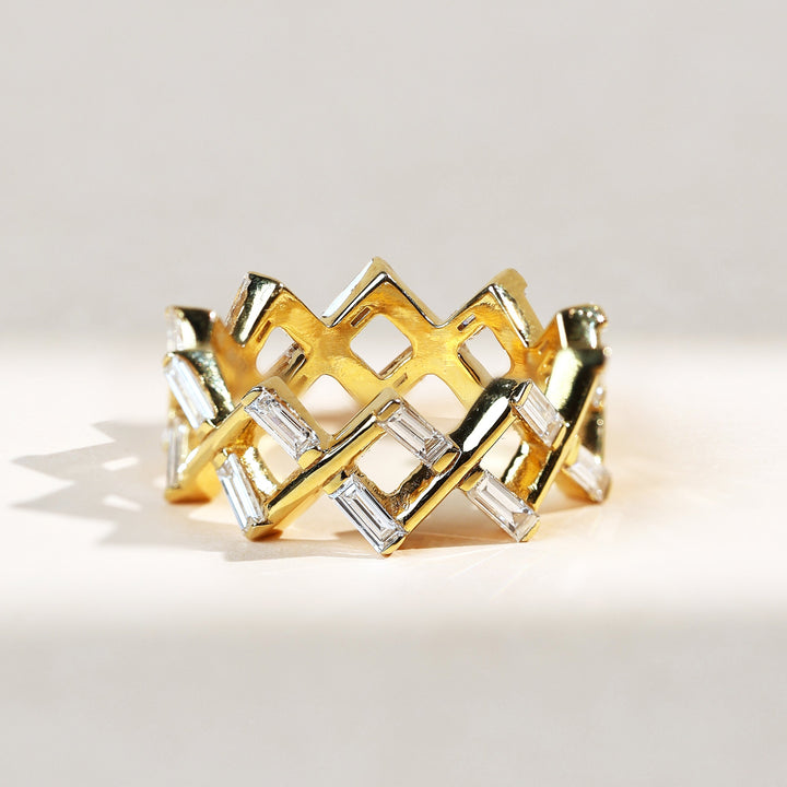 Angled shot showing geometric criss-cross diamond pattern.