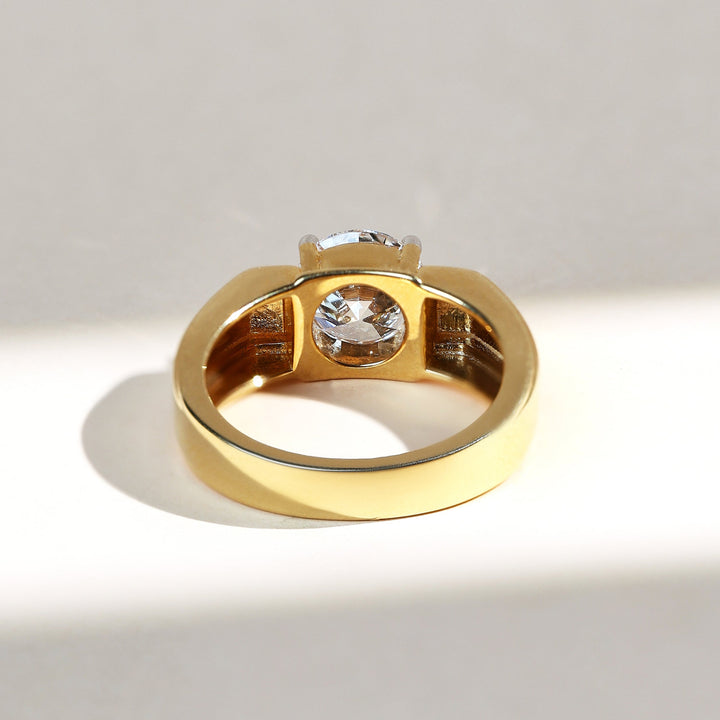 Dominus 1 Ct Men’s Solitaire Ring, back view with sleek cut-out and solid gold detailing.