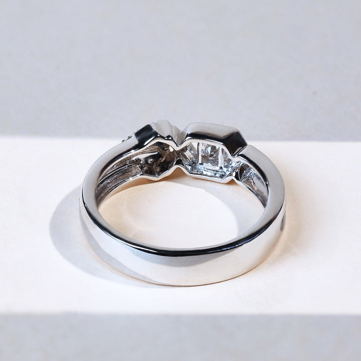 Back view of Shine Frame Princess white gold ring with princess-cut diamond