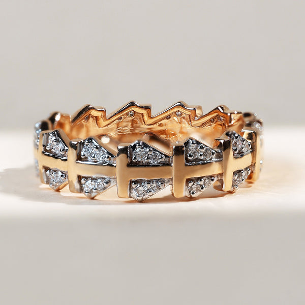 Signature TD Diamond Eternity Band with intricate geometric diamond pattern, front view.