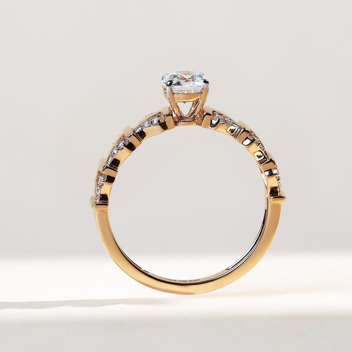 Profile view of TD Diamond 0.5 Ct Solitaire Ring with solitaire diamond centerpiece.